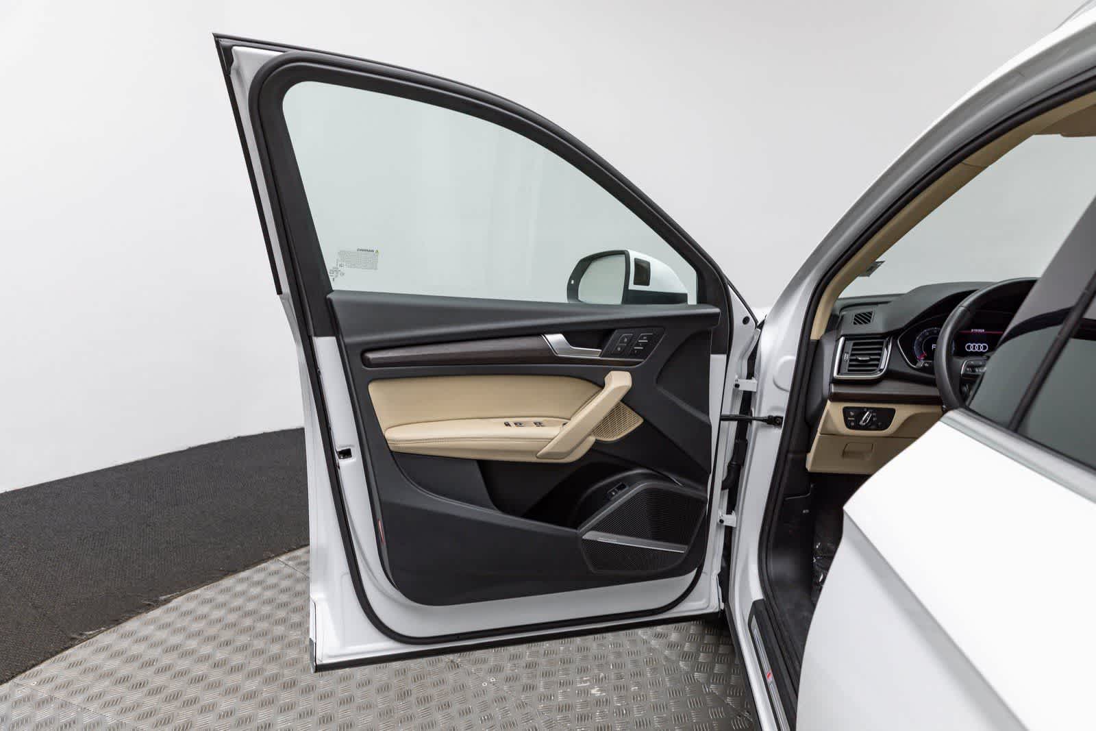 Thumbnail: 2024 Audi Q5 - 22