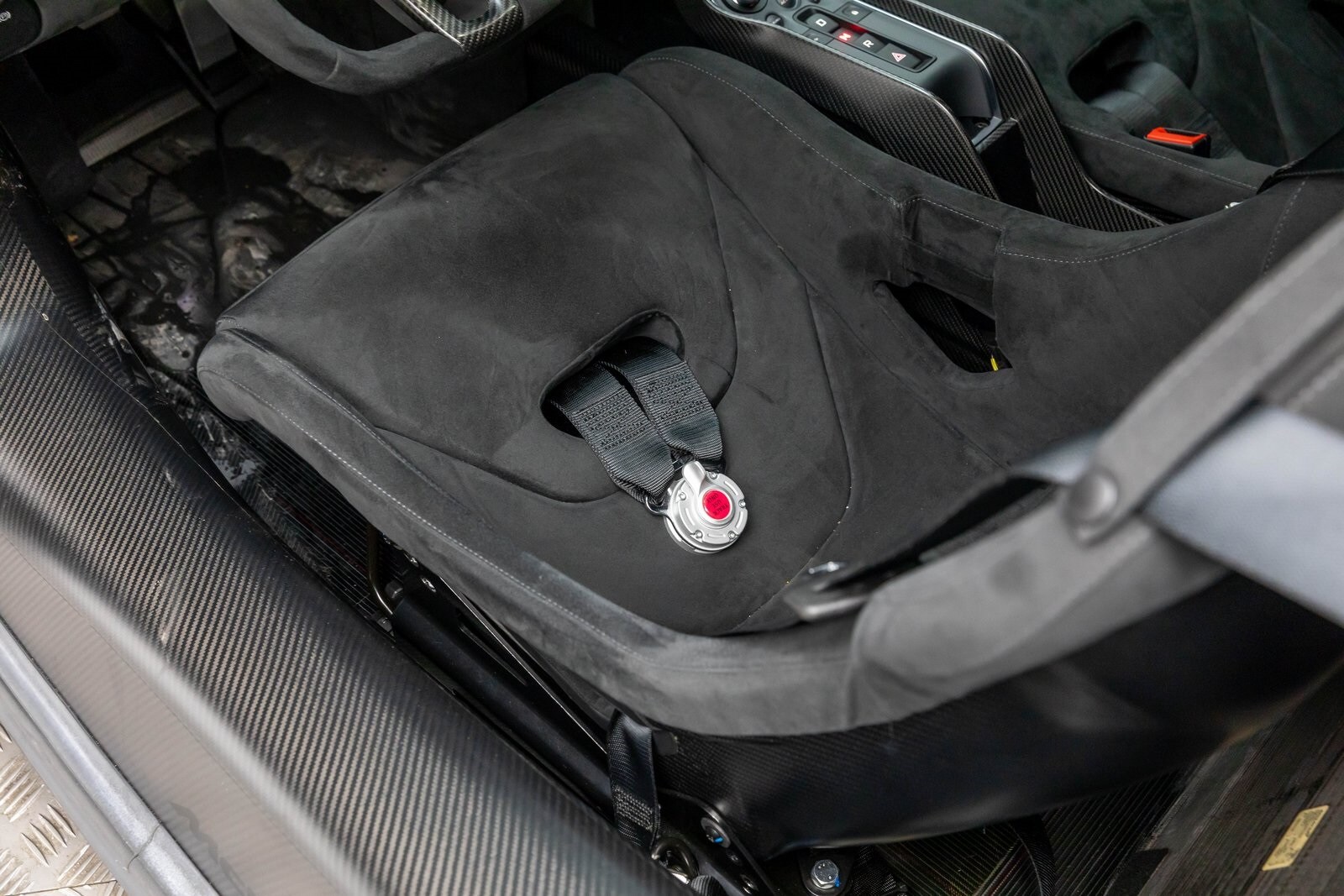 Thumbnail: 2020 Mclaren  - 26