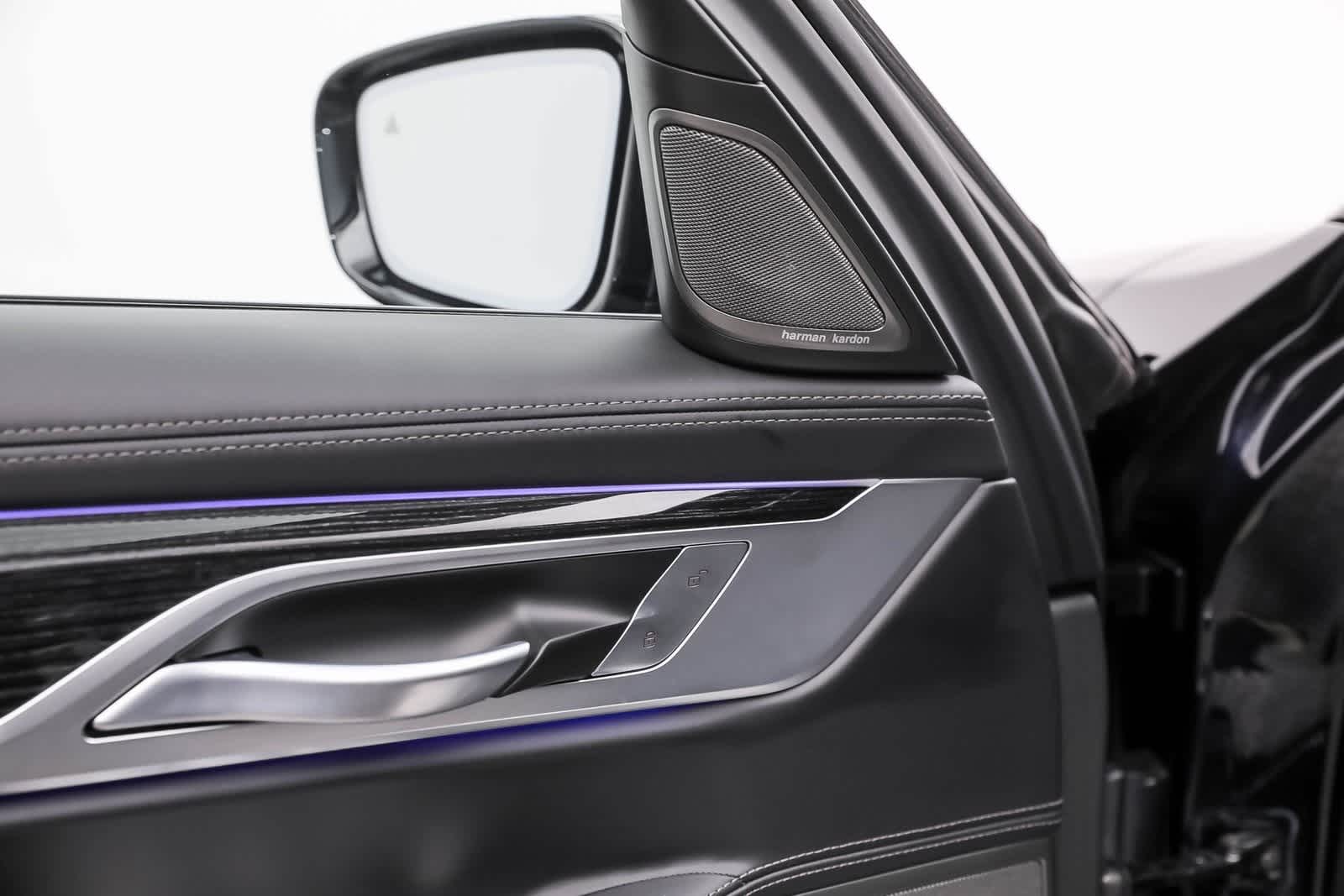 Thumbnail: 2022 BMW 7 Series - 23