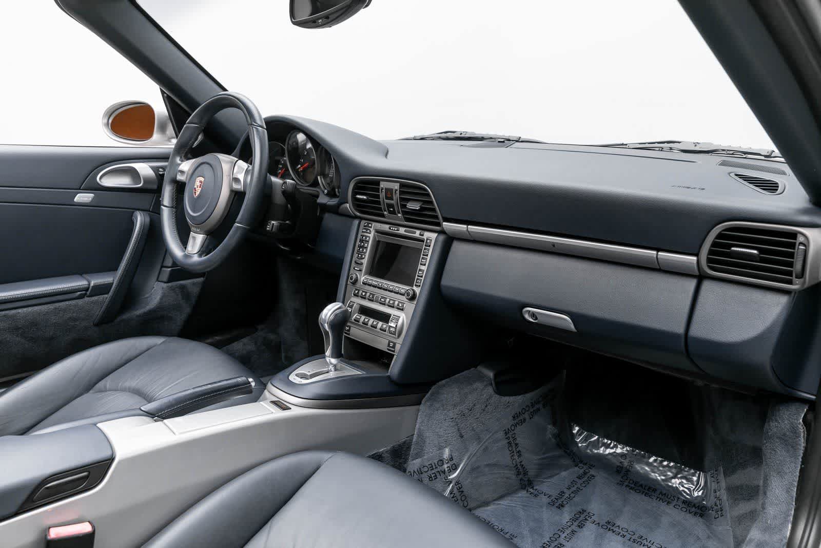 Thumbnail: 2007 Porsche 911 - 47