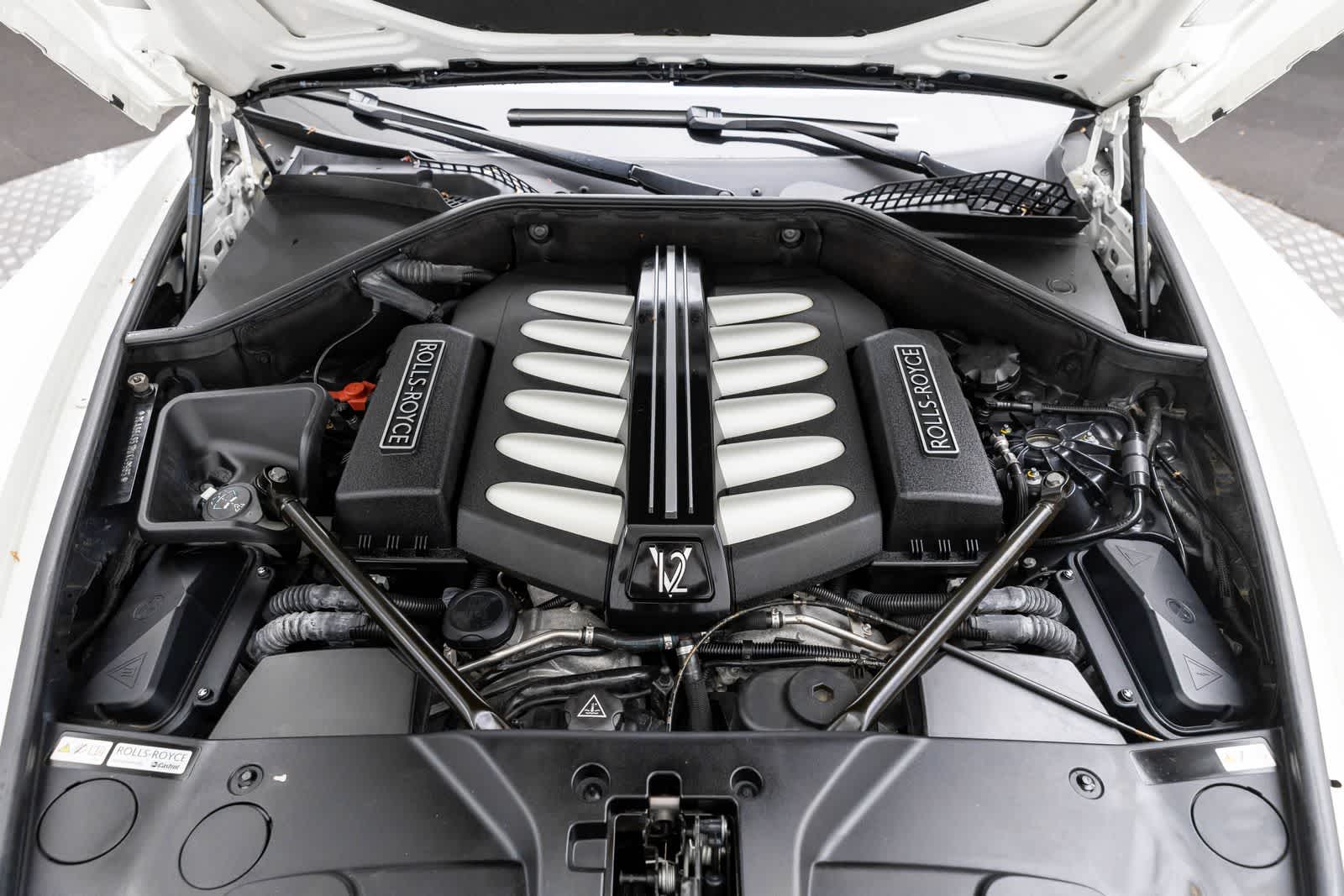 Thumbnail: 2011 Rolls-Royce Ghost - 38