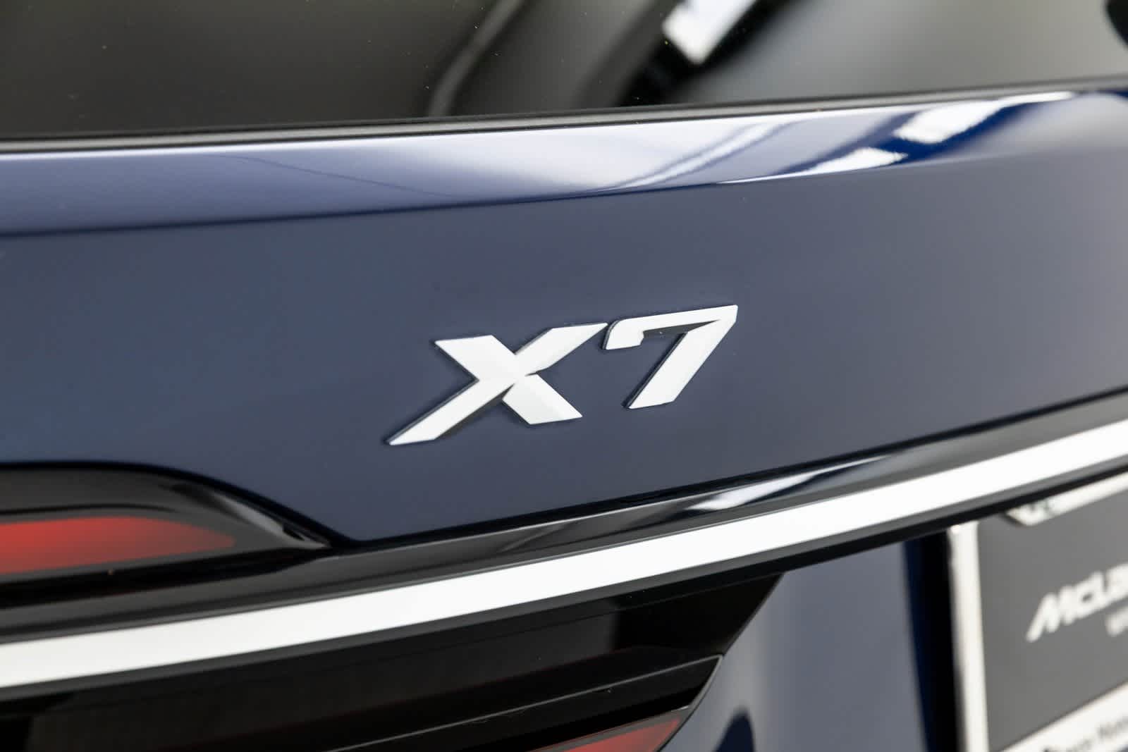 Thumbnail: 2023 BMW X7 - 7