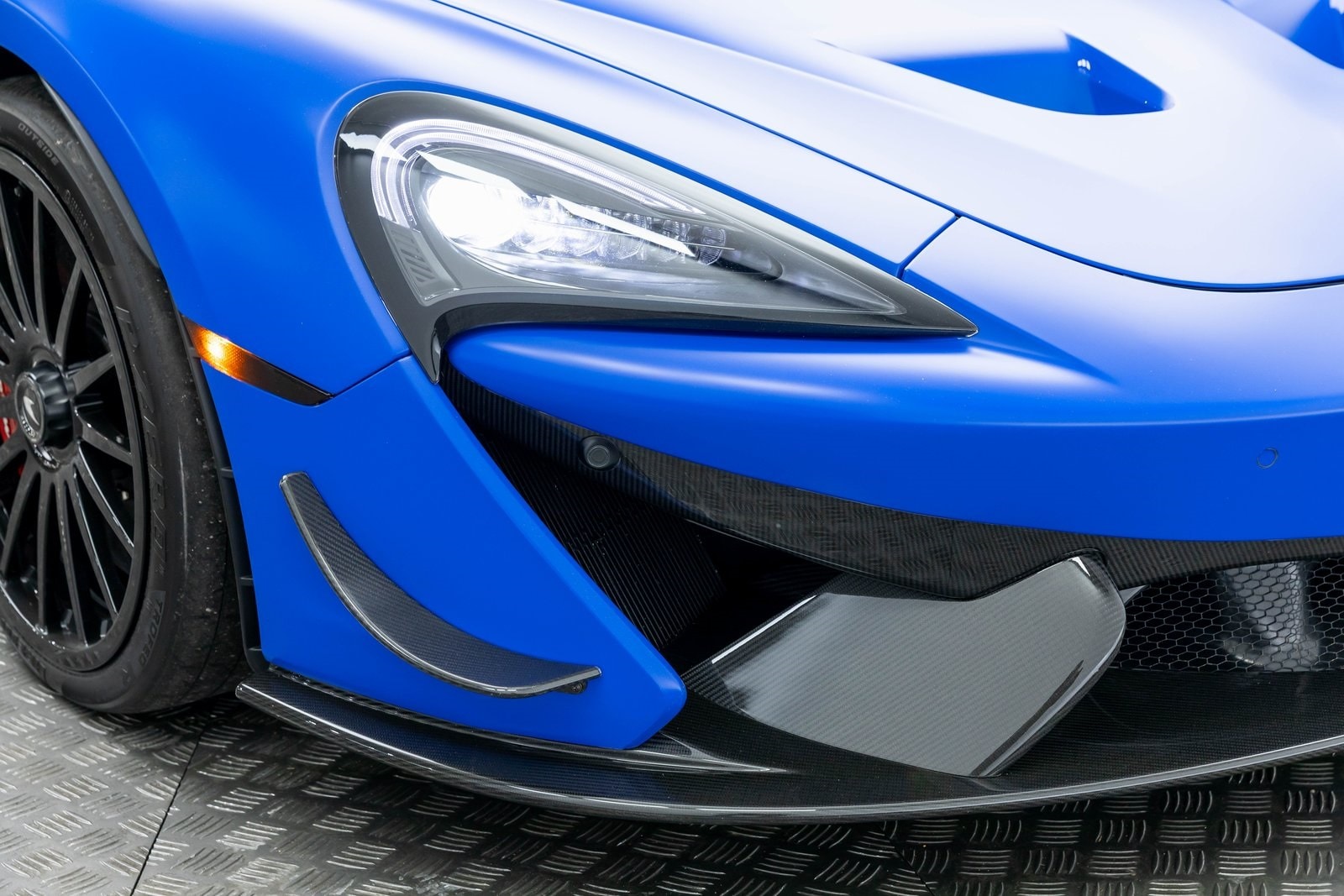 Thumbnail: 2020 Mclaren  - 40