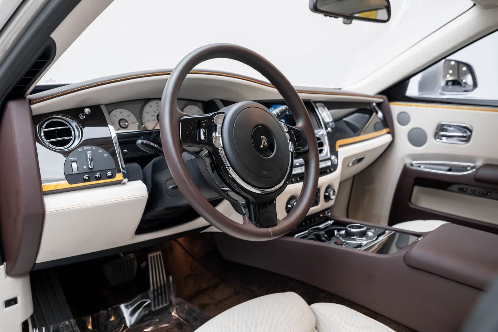 Thumbnail: 2018 Rolls-Royce Ghost - 2