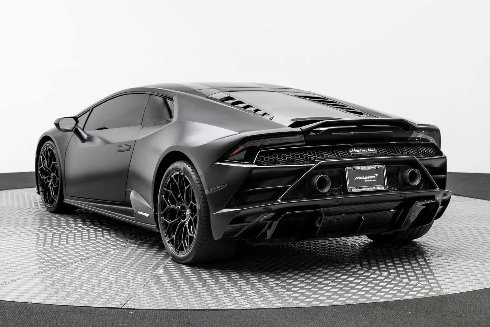 Thumbnail: 2022 Lamborghini Huracan - 4