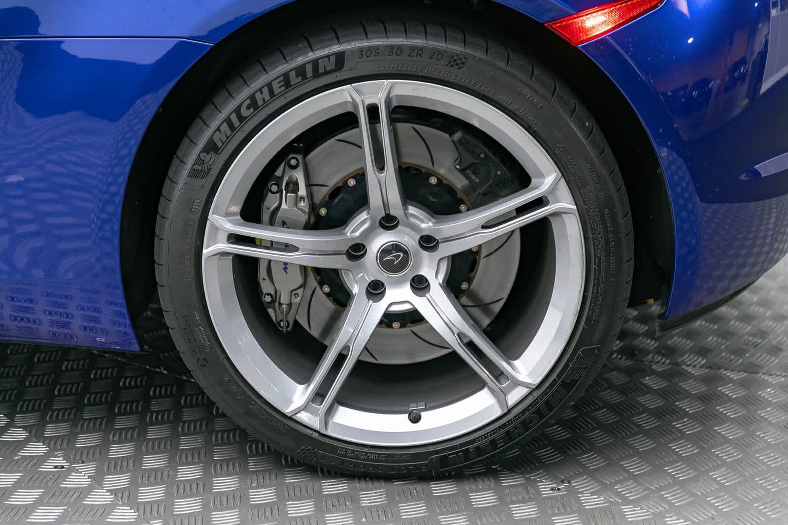 Thumbnail: 2015 Mclaren  - 37