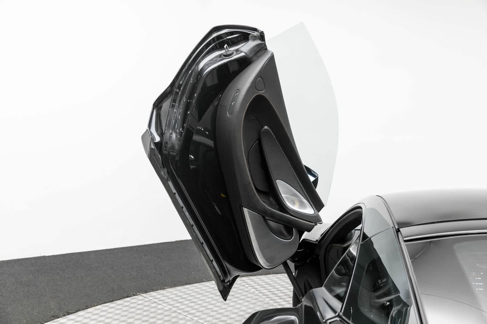 Thumbnail: 2023 Mclaren GT - 21