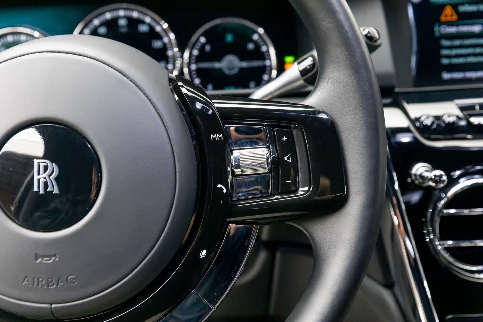 Thumbnail: 2022 Rolls-Royce Cullinan - 20