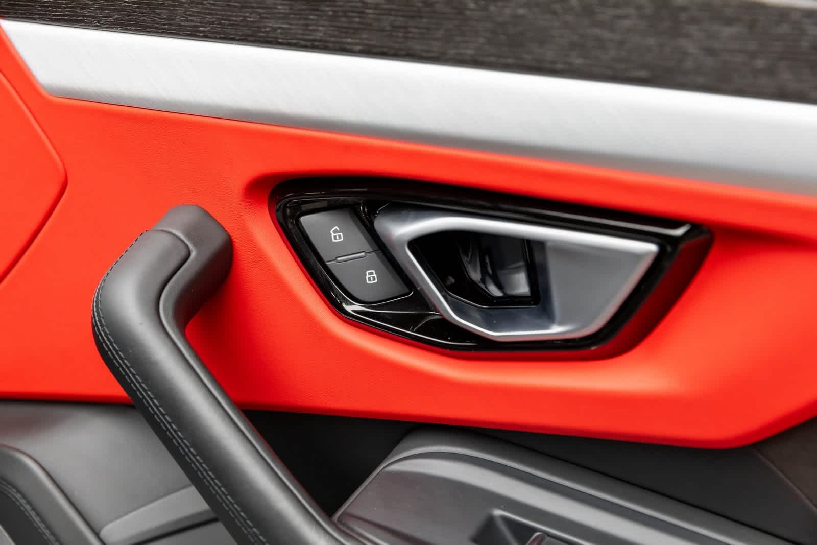 Thumbnail: 2022 Lamborghini Urus - 50