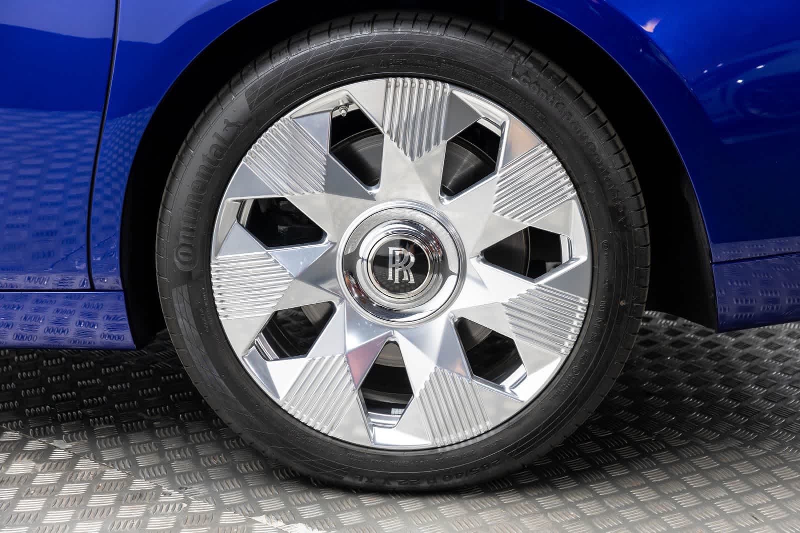 Thumbnail: 2023 Rolls-Royce Phantom - 49