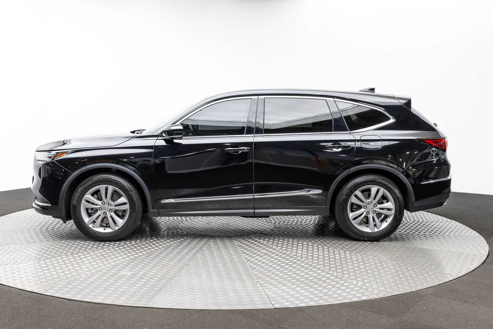 Thumbnail: 2023 Acura MDX - 3
