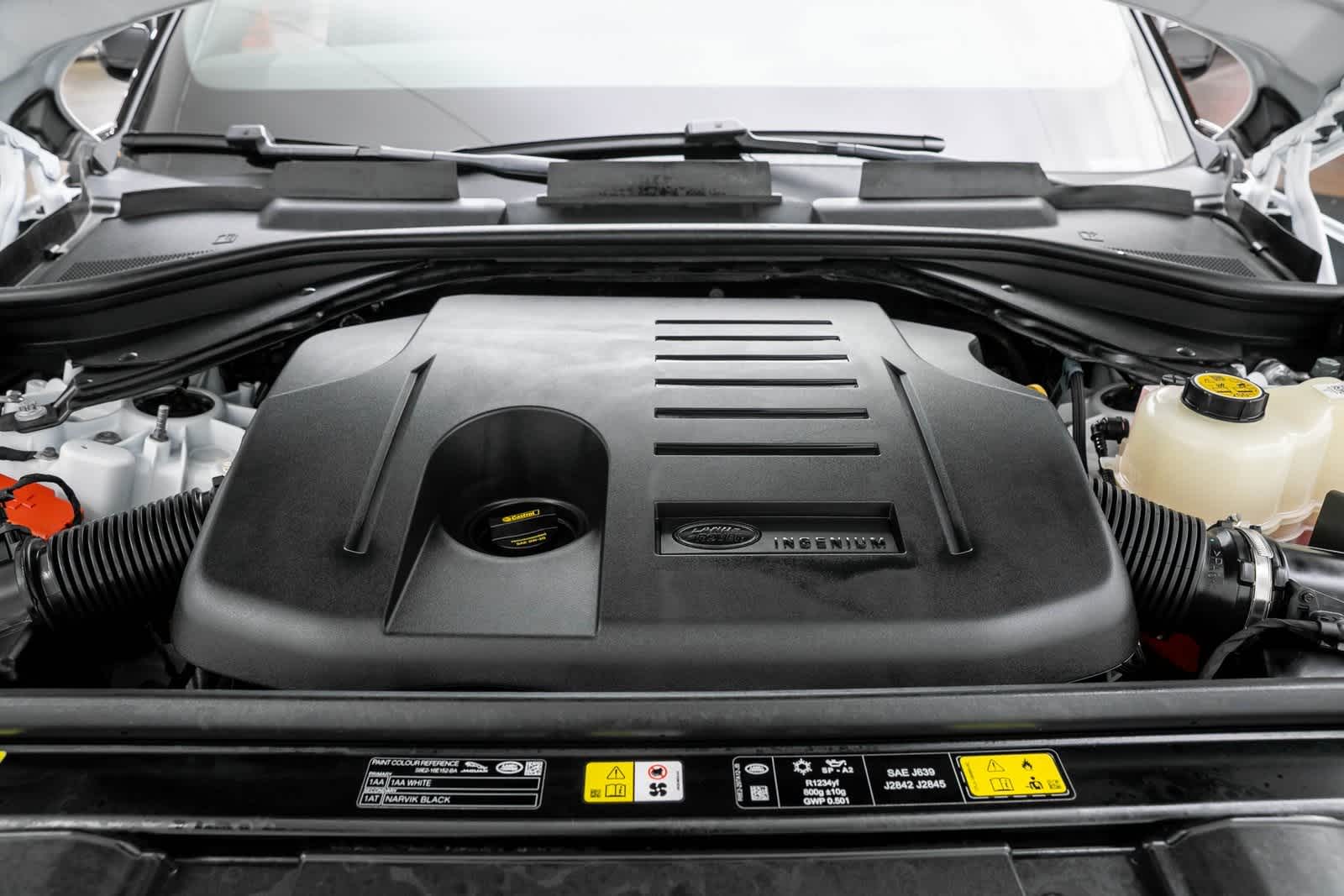 Thumbnail: 2025 Land Rover Range Rover - 9