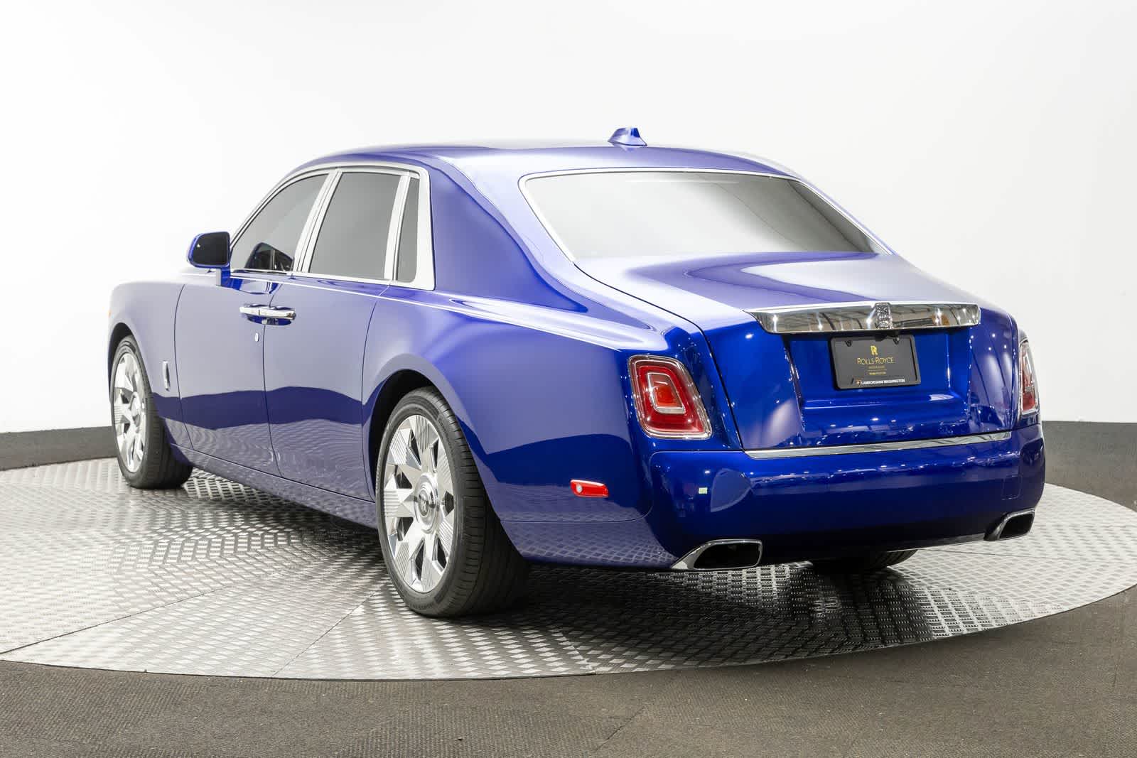 Thumbnail: 2023 Rolls-Royce Phantom - 7