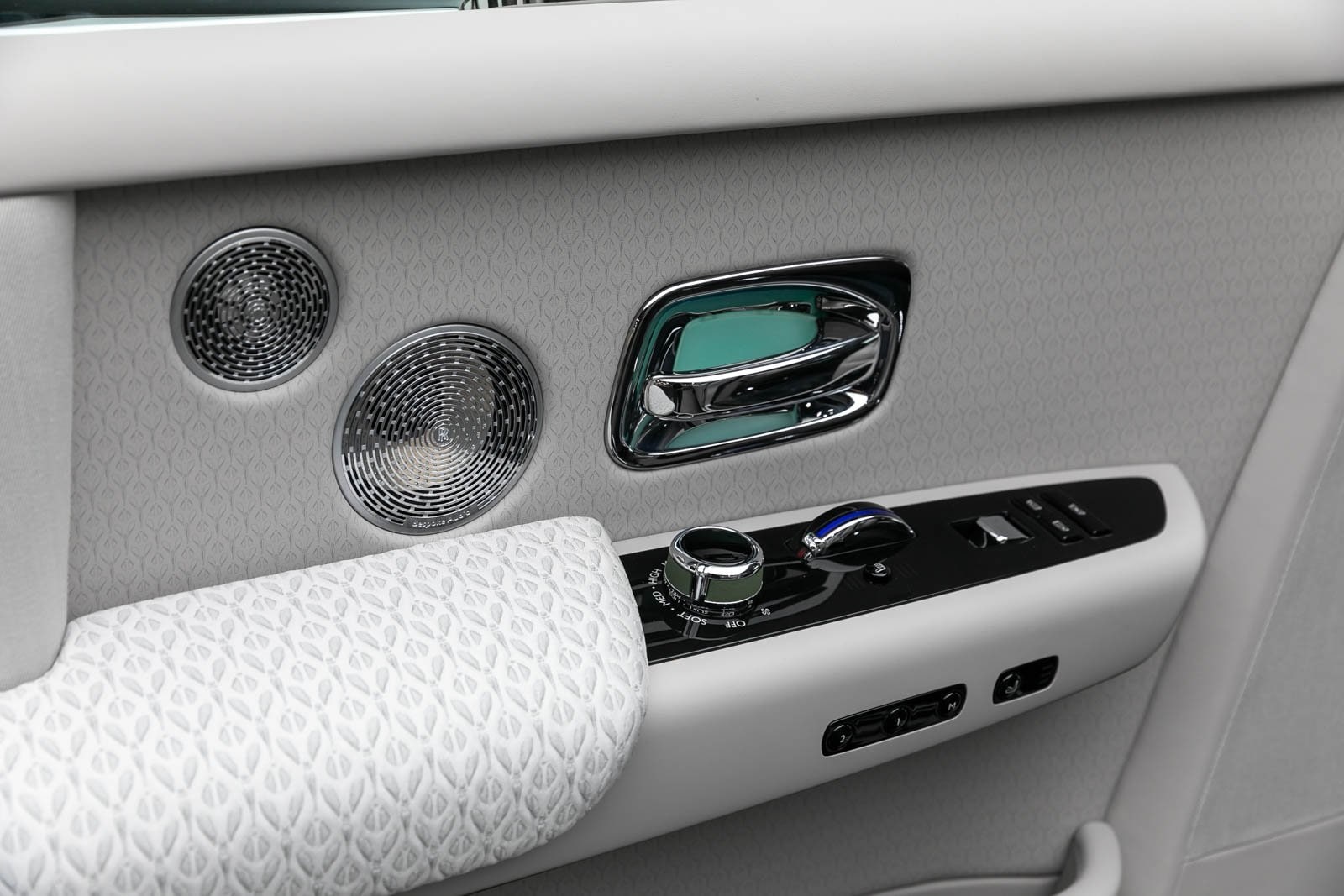 Thumbnail: 2024 Rolls-Royce Phantom - 43