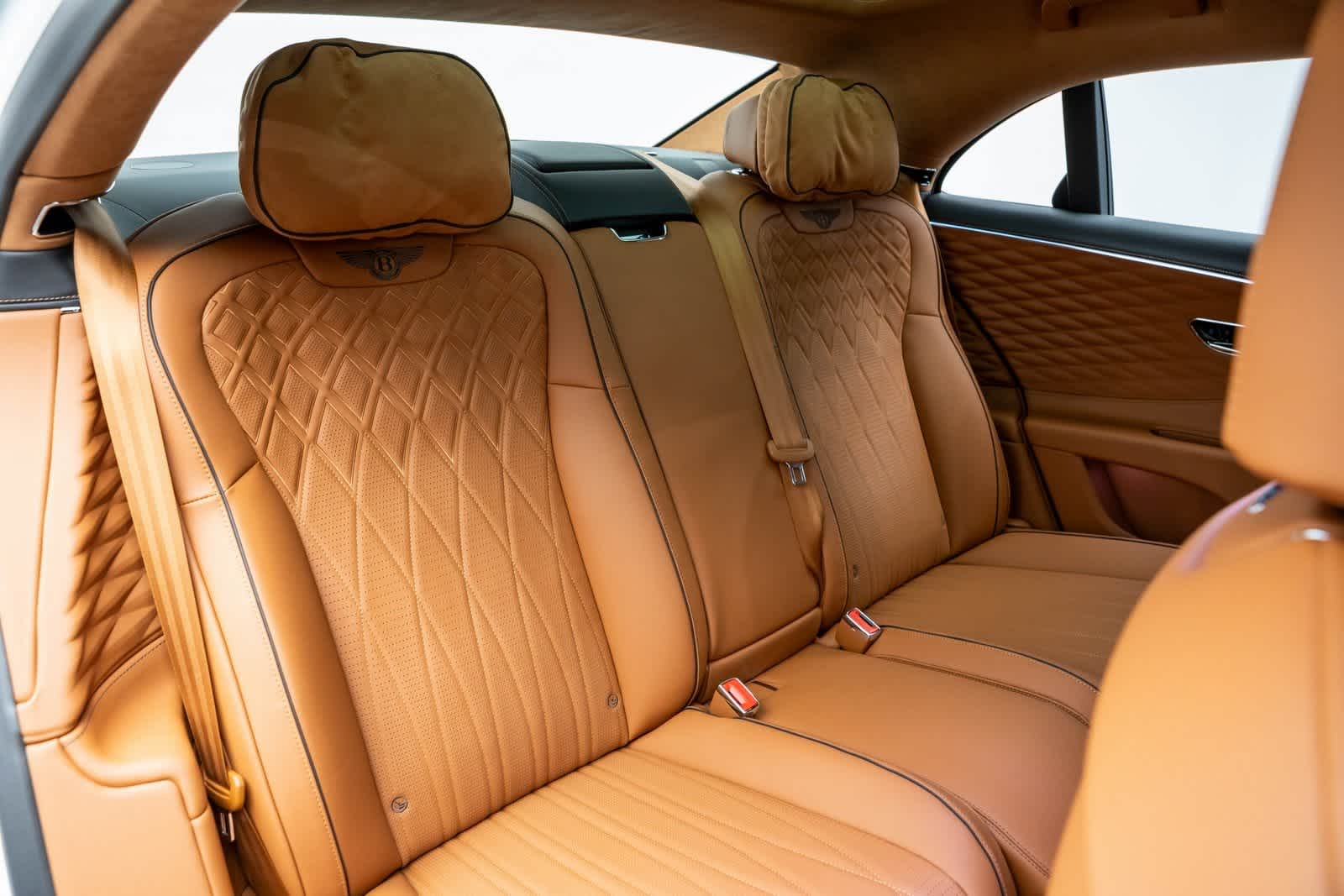 Thumbnail: 2023 Bentley Flying Spur - 15