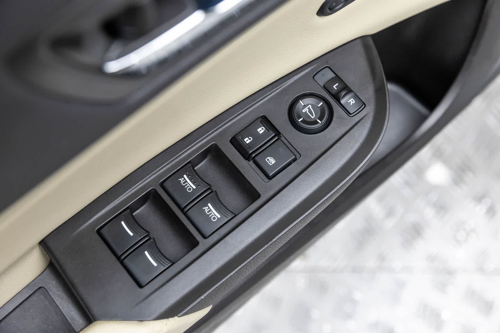 Thumbnail: 2018 Acura ILX - 26