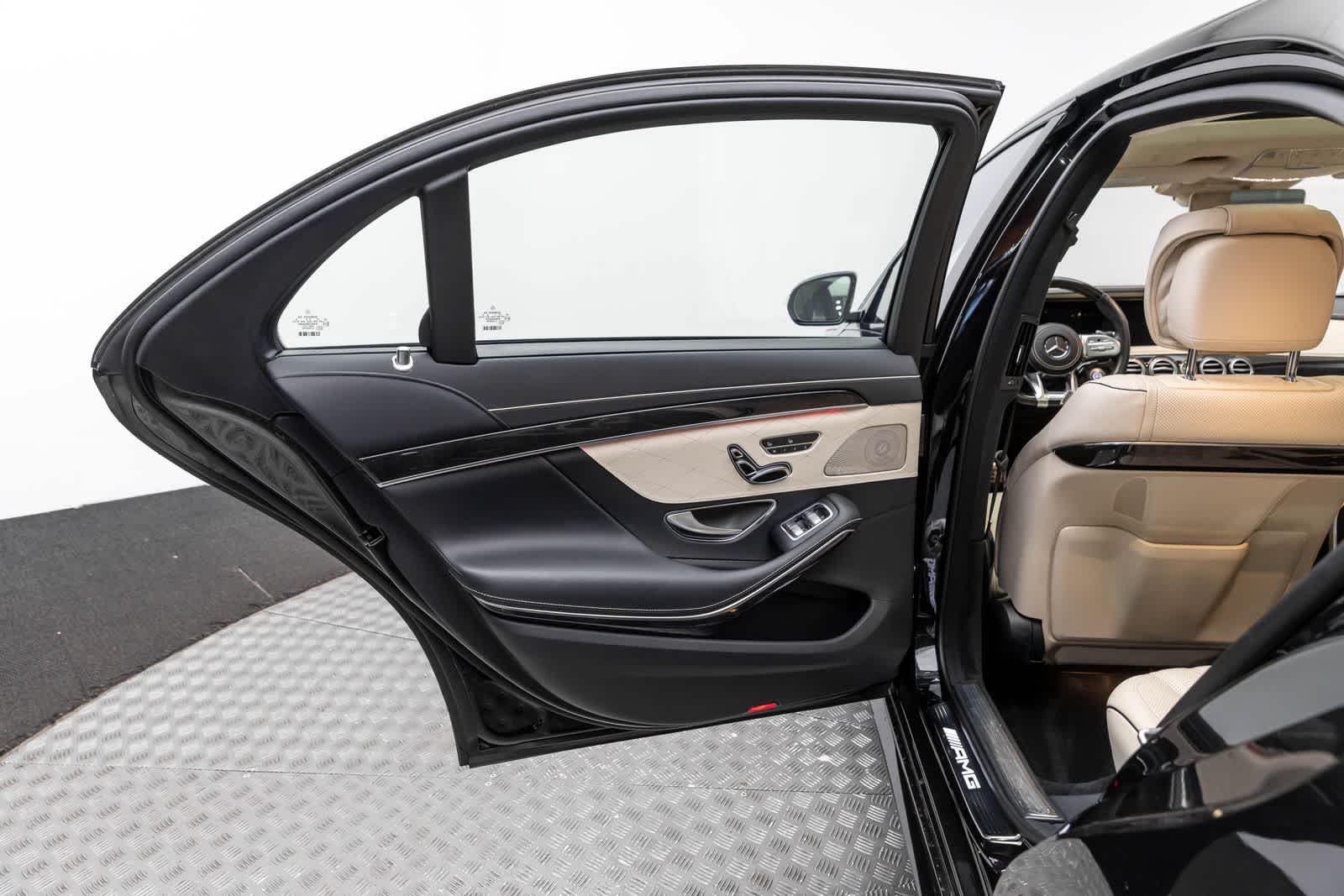 Thumbnail: 2020 Mercedes-Benz S-Class - 40