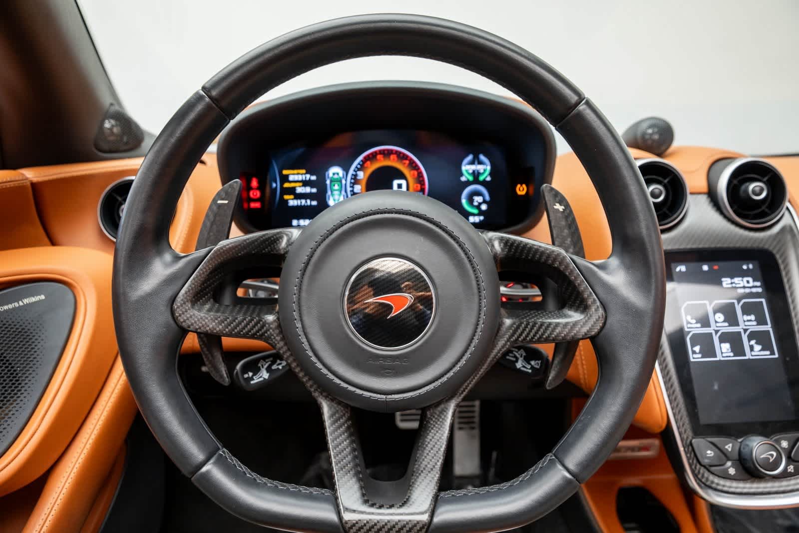 Thumbnail: 2018 Mclaren  - 15