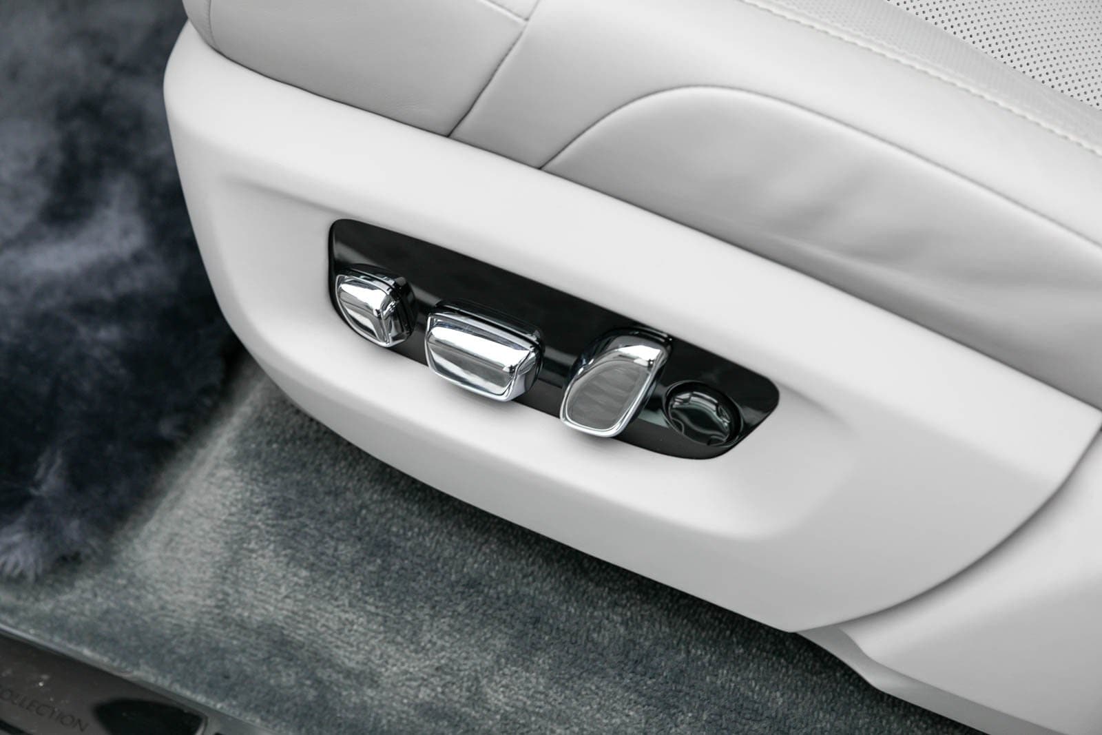 Thumbnail: 2024 Rolls-Royce Phantom - 12