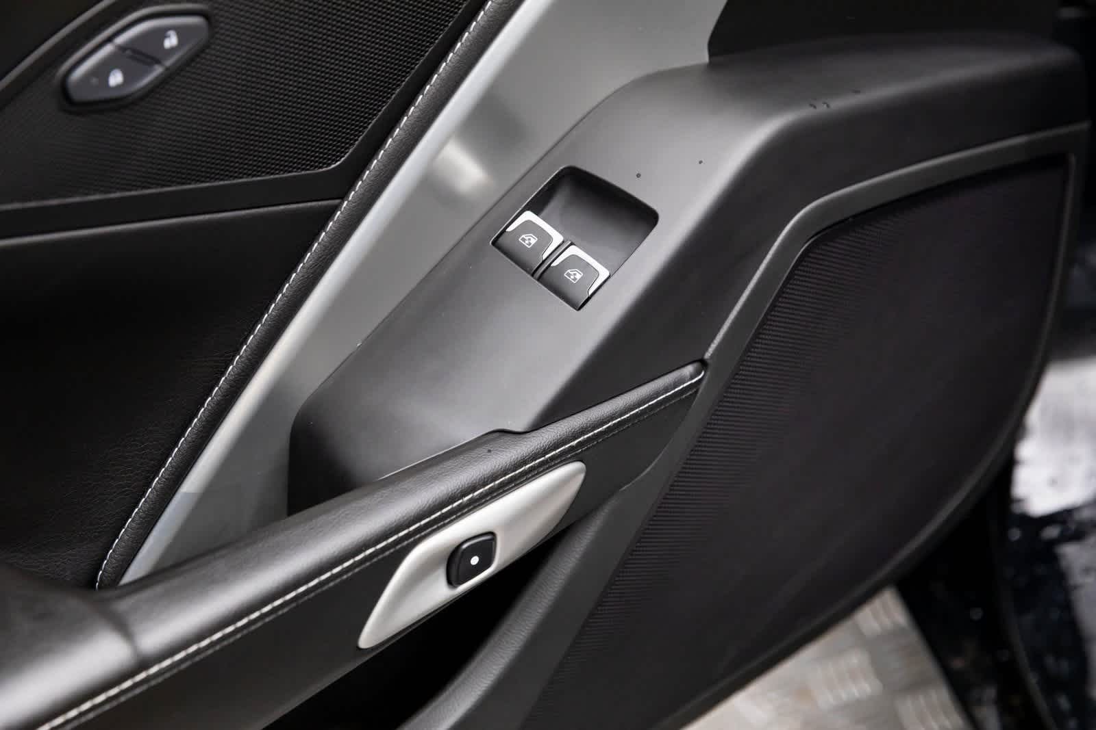 Thumbnail: 2014 Chevrolet Corvette - 25