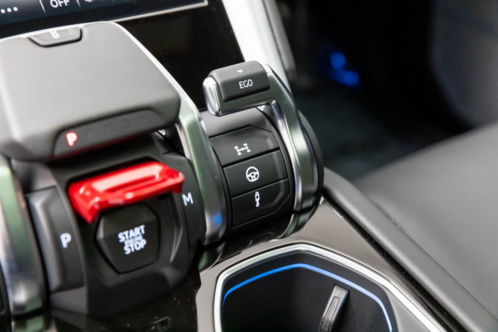 Thumbnail: 2022 Lamborghini Urus - 37