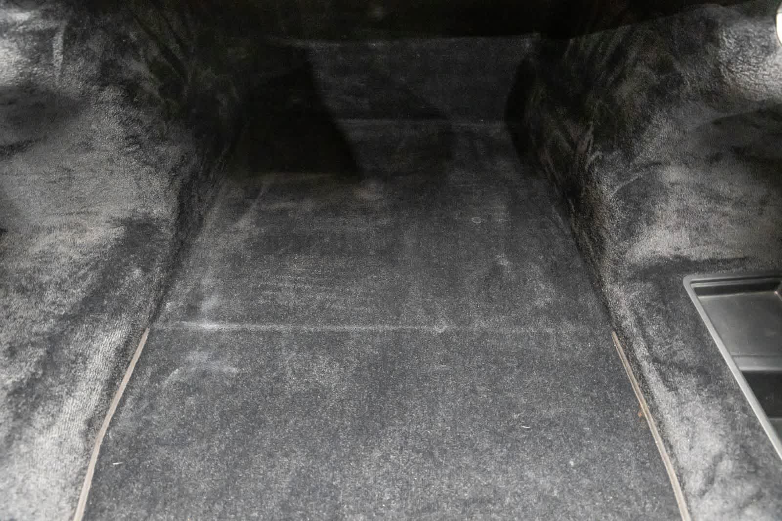 Thumbnail: 2011 Rolls-Royce Ghost - 27