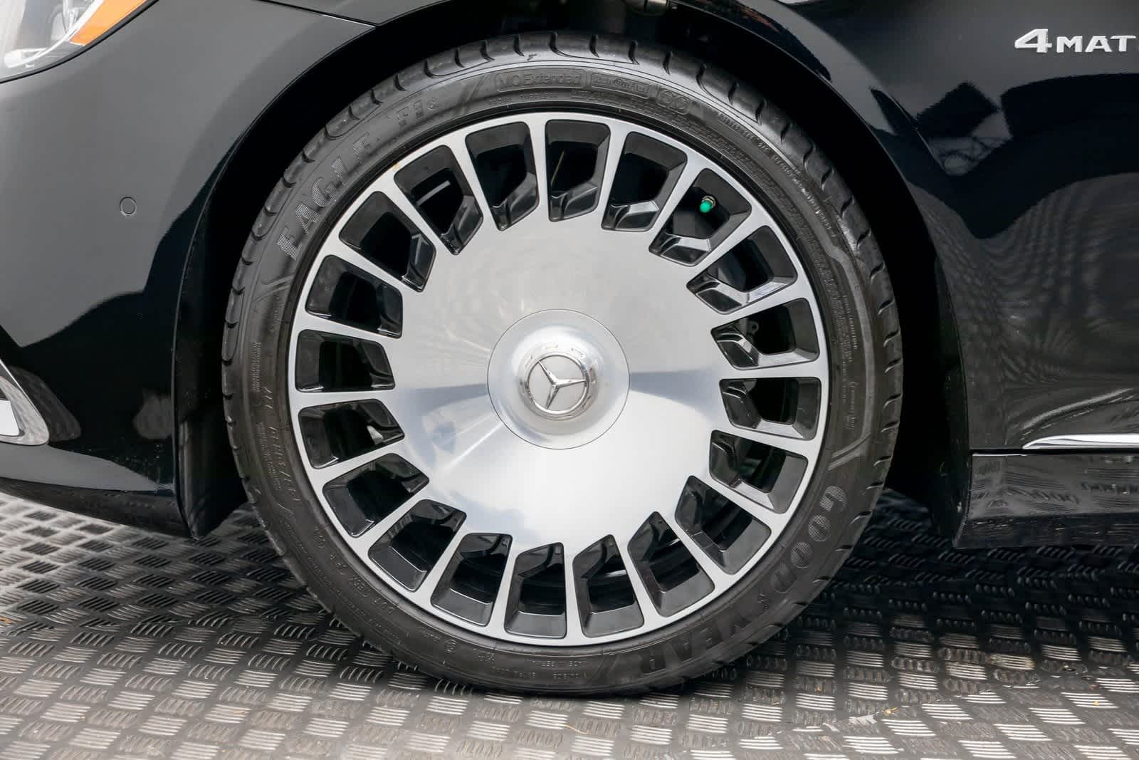 Thumbnail: 2020 Mercedes-Benz S-Class - 8