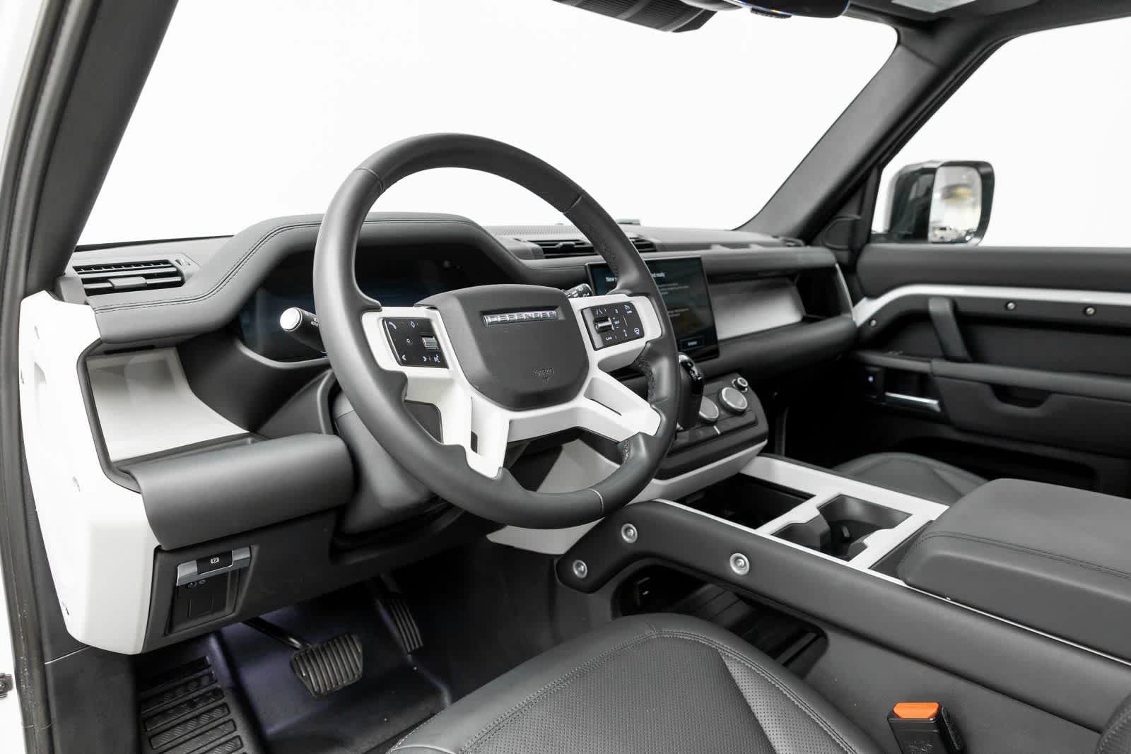 Thumbnail: 2025 Land Rover Defender - 2