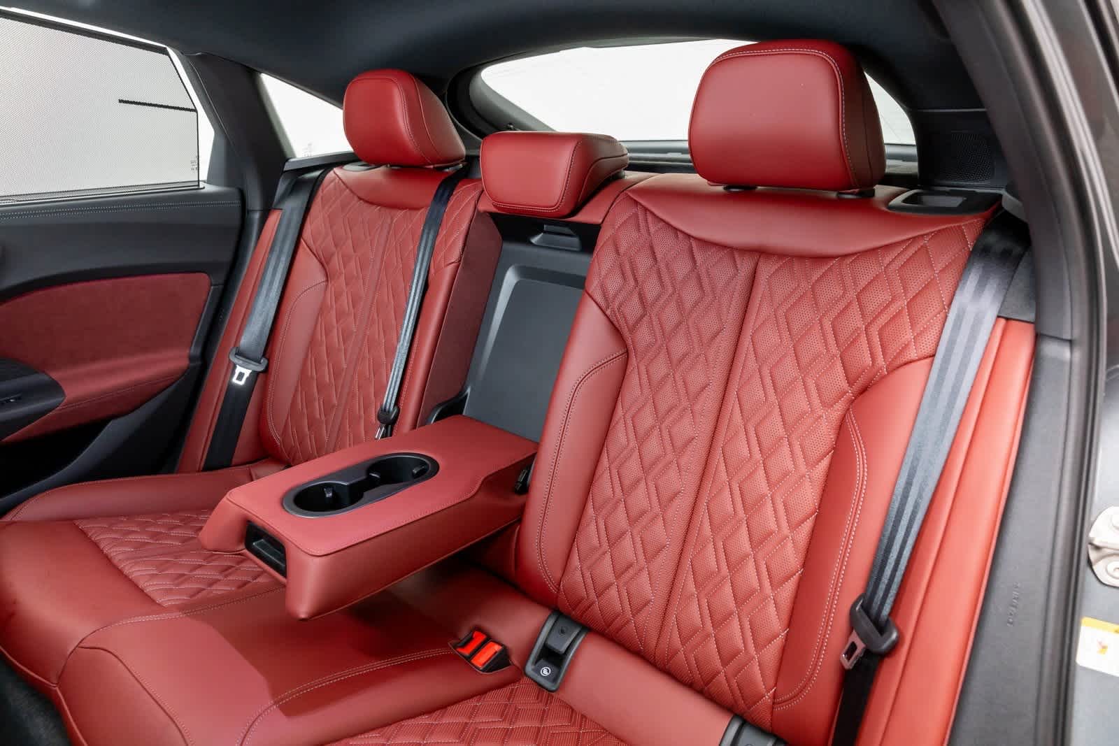 Thumbnail: 2025 Audi S5 - 14