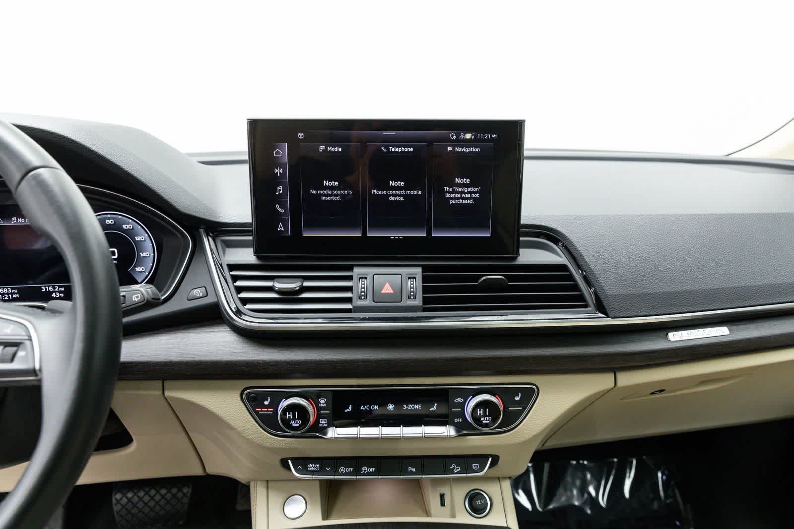 Thumbnail: 2024 Audi Q5 - 10