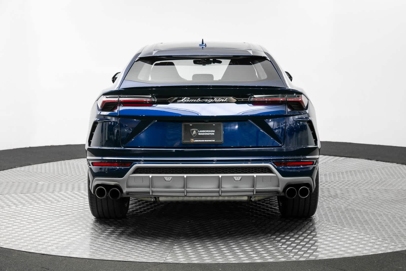 Thumbnail: 2022 Lamborghini Urus - 5