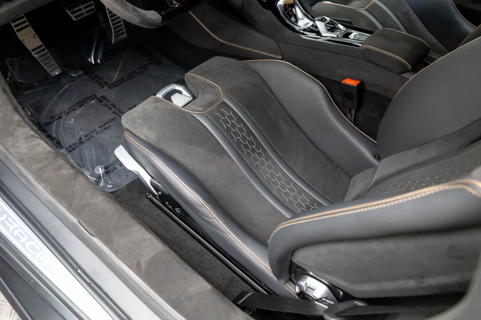 Thumbnail: 2024 Lamborghini Huracan - 26