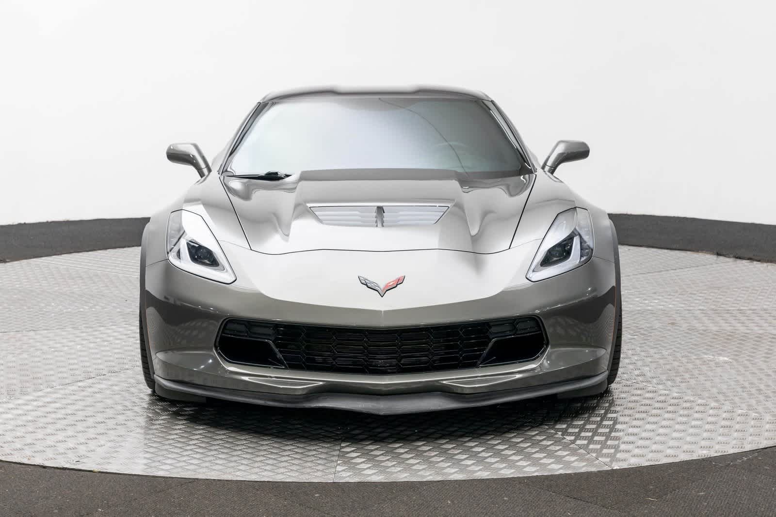 Thumbnail: 2015 Chevrolet Corvette - 6