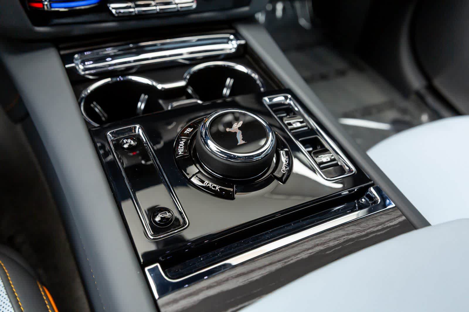 Thumbnail: 2024 Rolls-Royce Spectre - 32