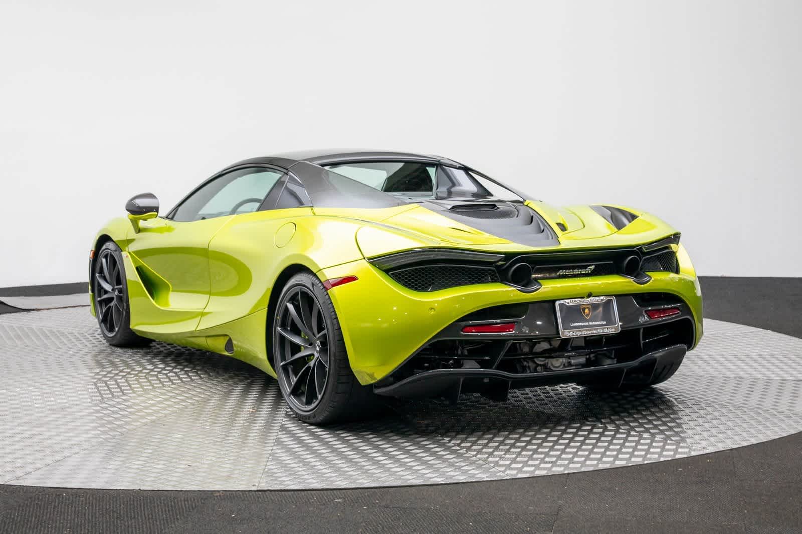 Thumbnail: 2023 Mclaren 720S - 23