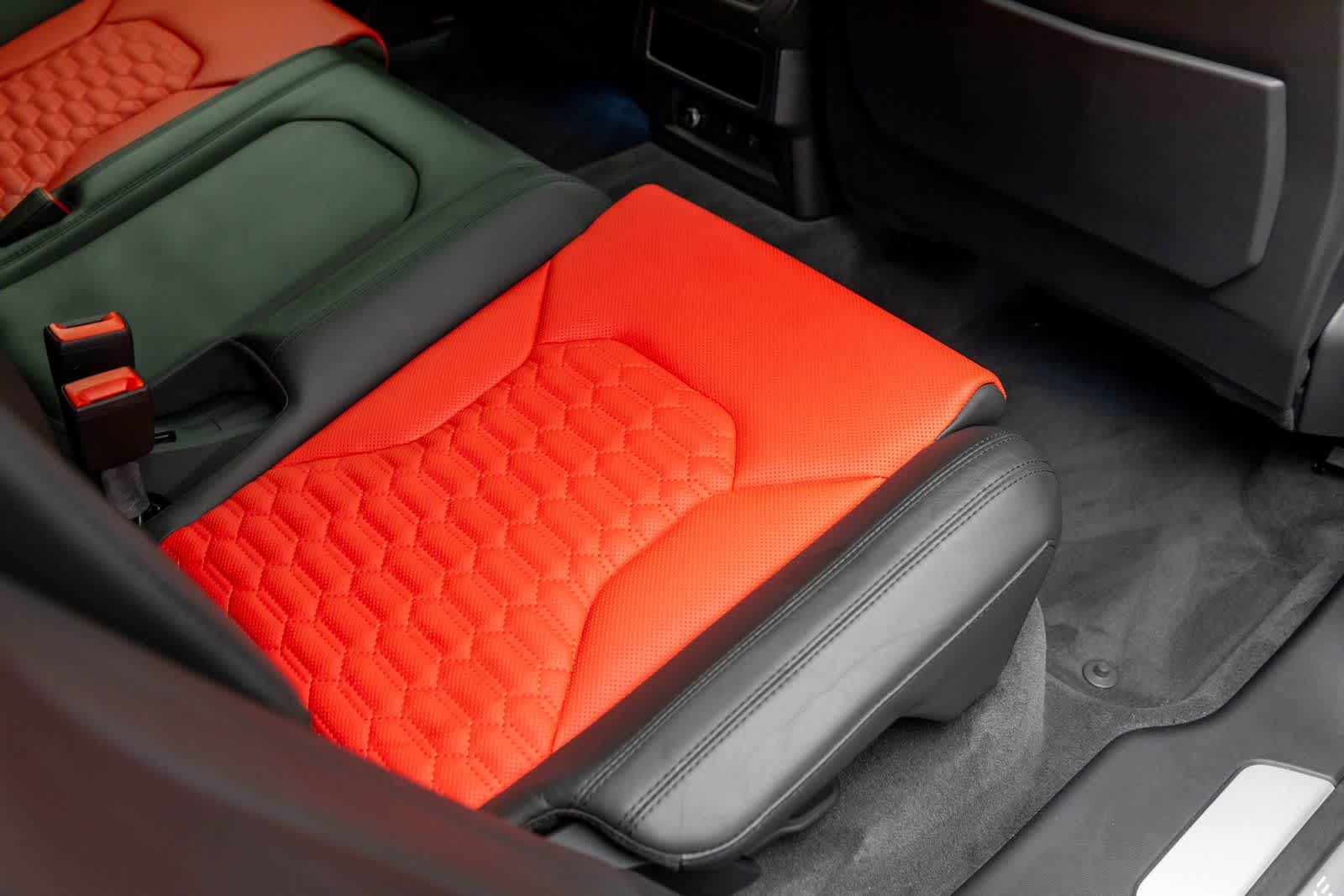 Thumbnail: 2022 Lamborghini Urus - 48