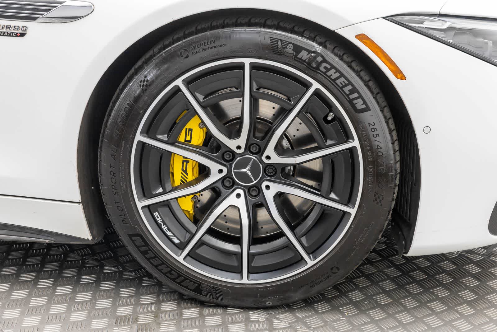 Thumbnail: 2022 Mercedes-Benz SL-Class - 48