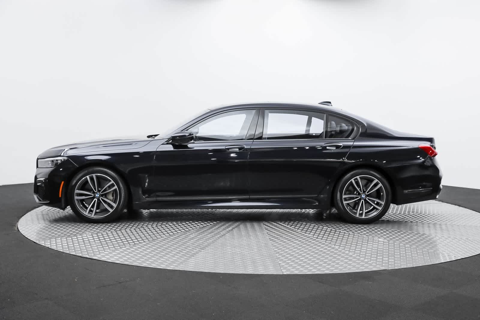 Thumbnail: 2022 BMW 7 Series - 3