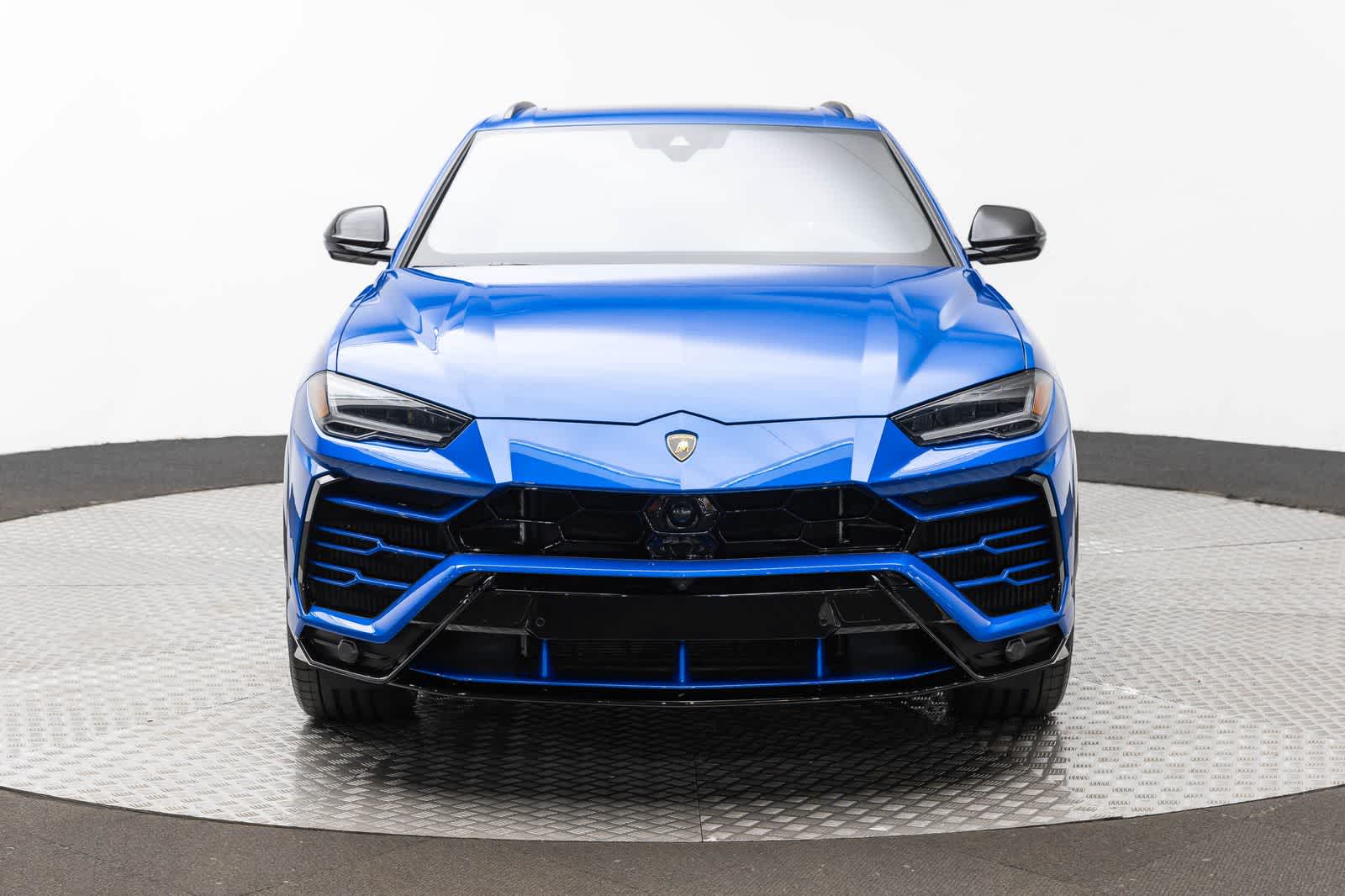 Thumbnail: 2019 Lamborghini Urus - 6