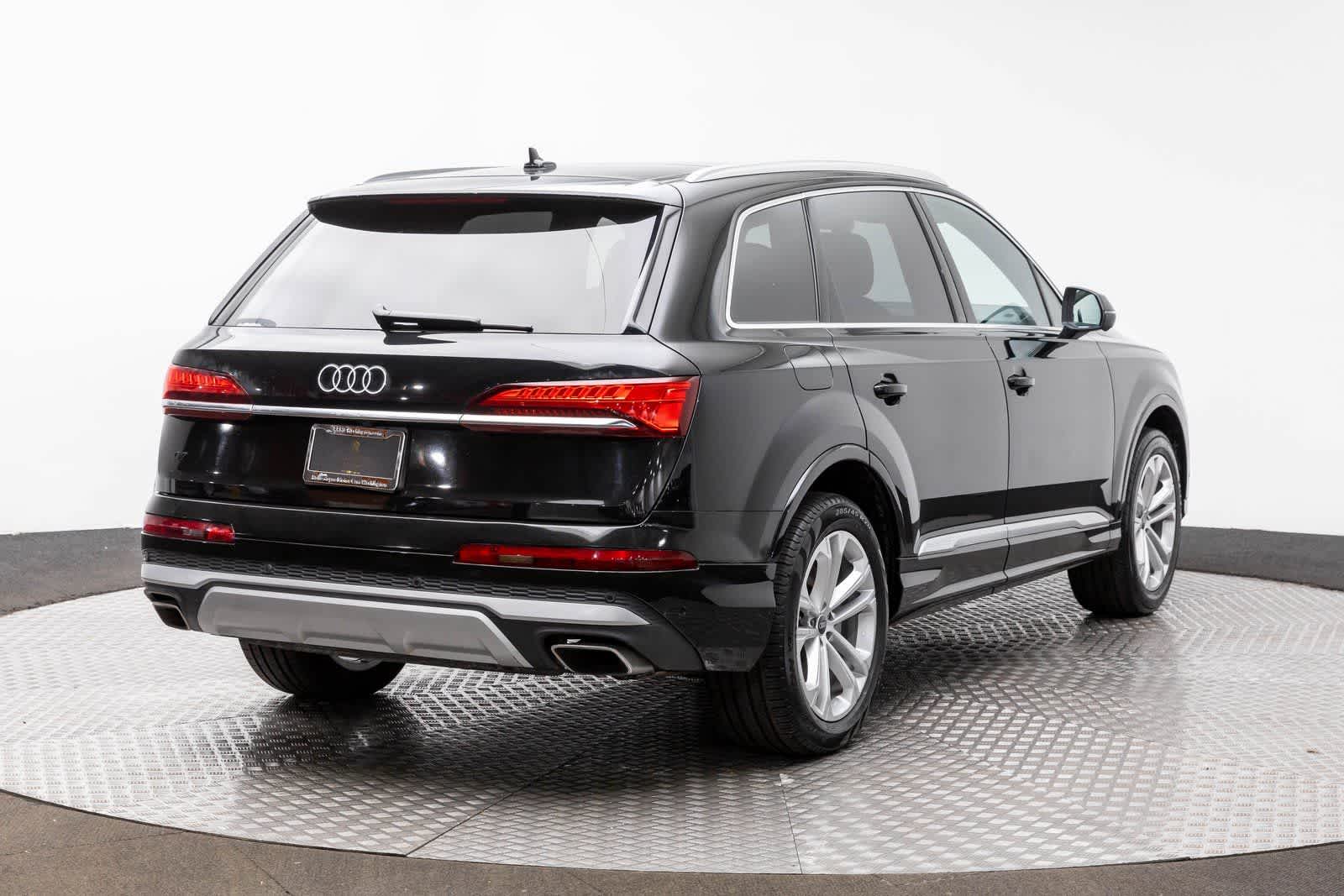 Thumbnail: 2025 Audi Q7 - 21