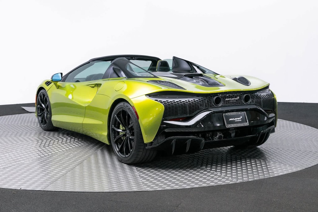 Used 2025 McLaren Artura Coupe