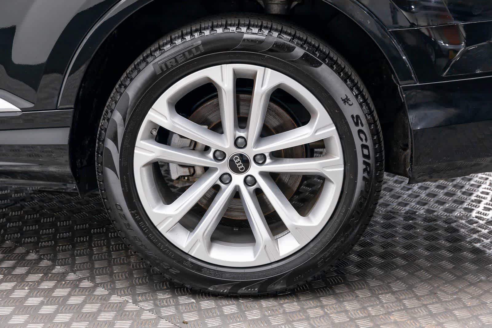 Thumbnail: 2025 Audi Q7 - 45