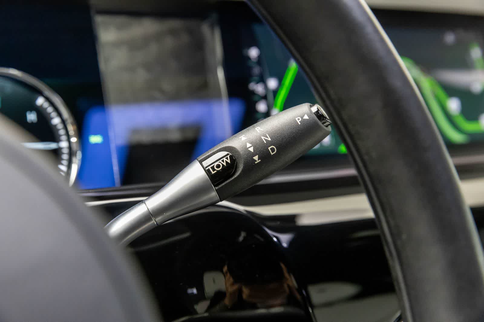 Thumbnail: 2020 Rolls-Royce Phantom - 34