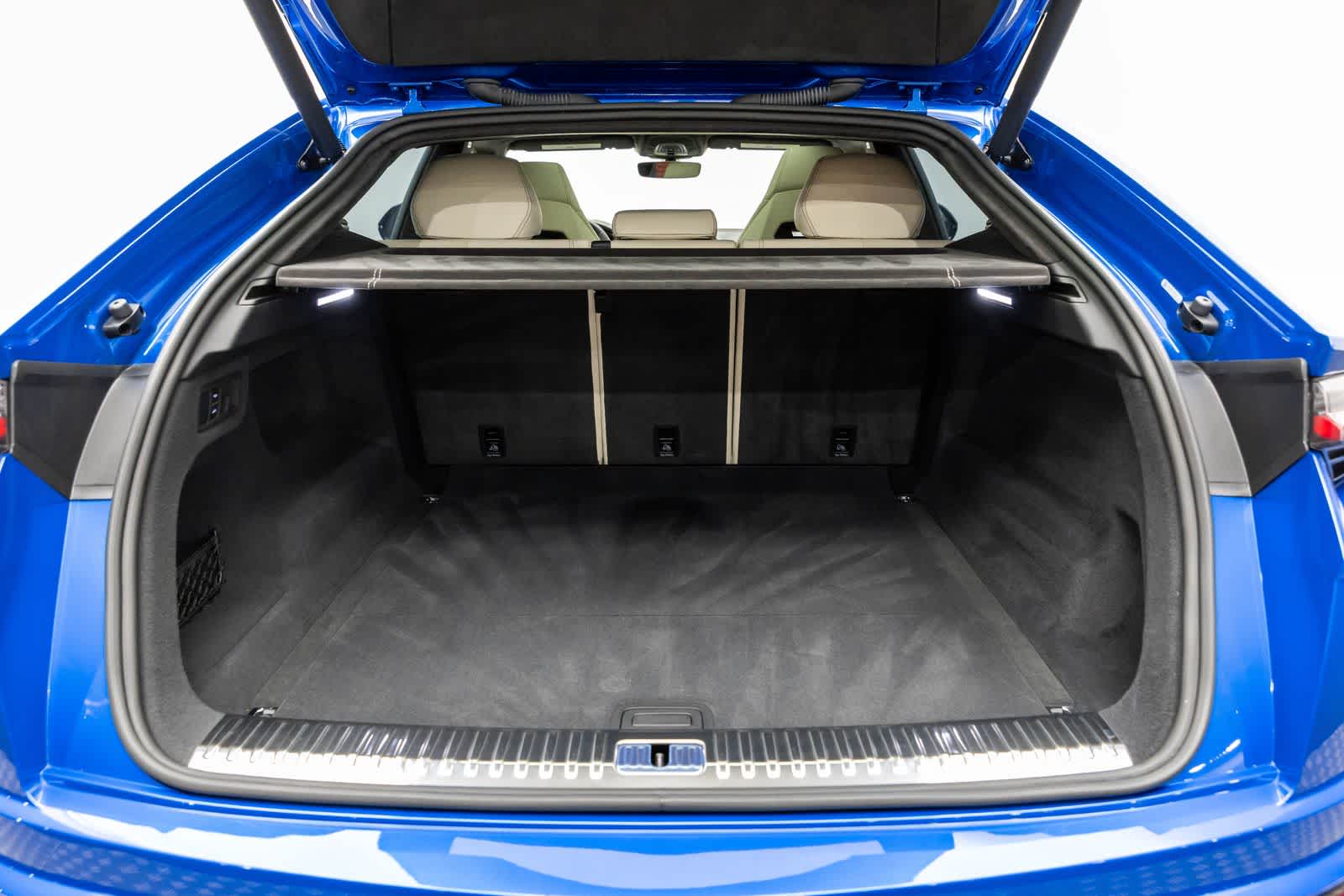 Thumbnail: 2019 Lamborghini Urus - 46