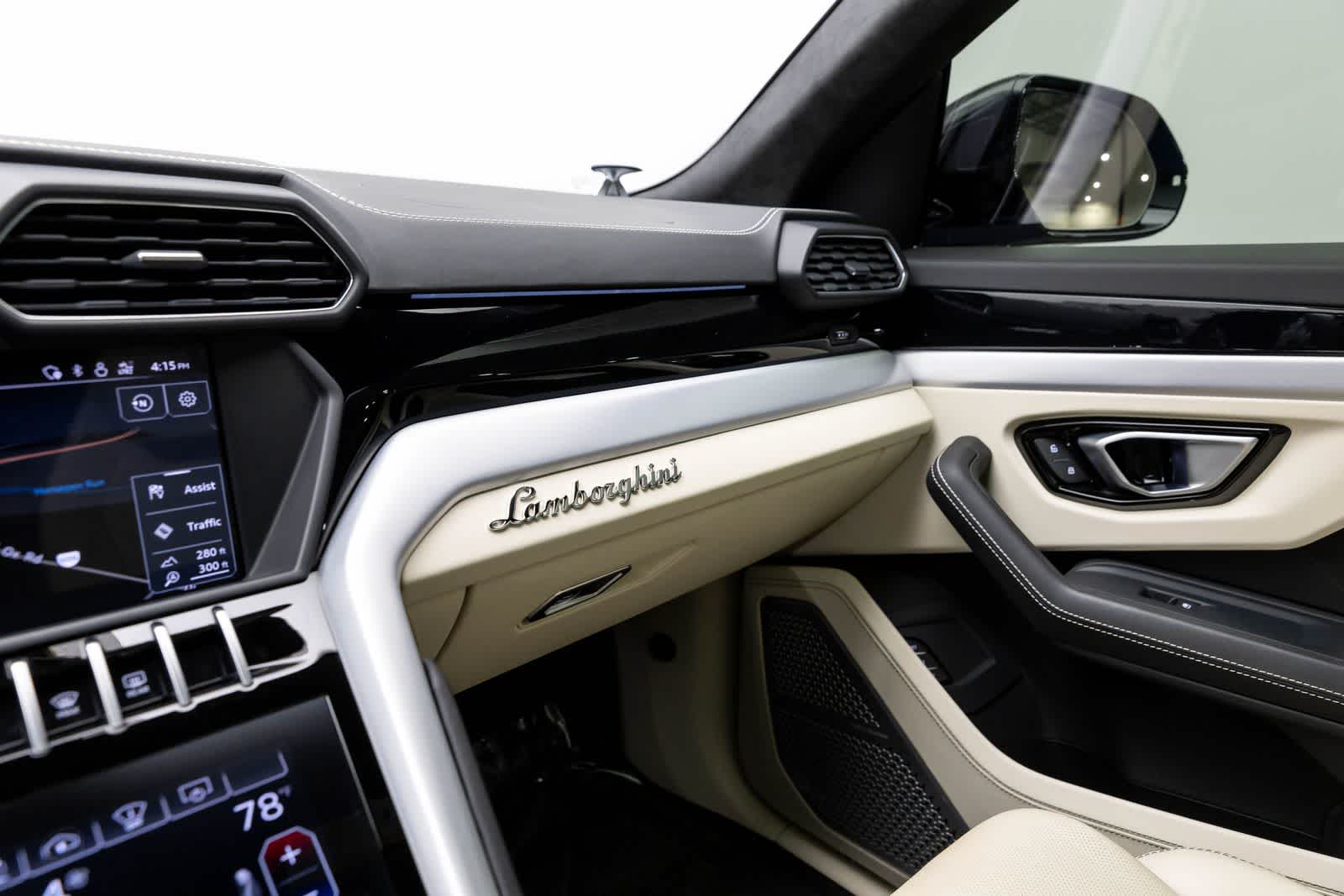 Thumbnail: 2019 Lamborghini Urus - 41