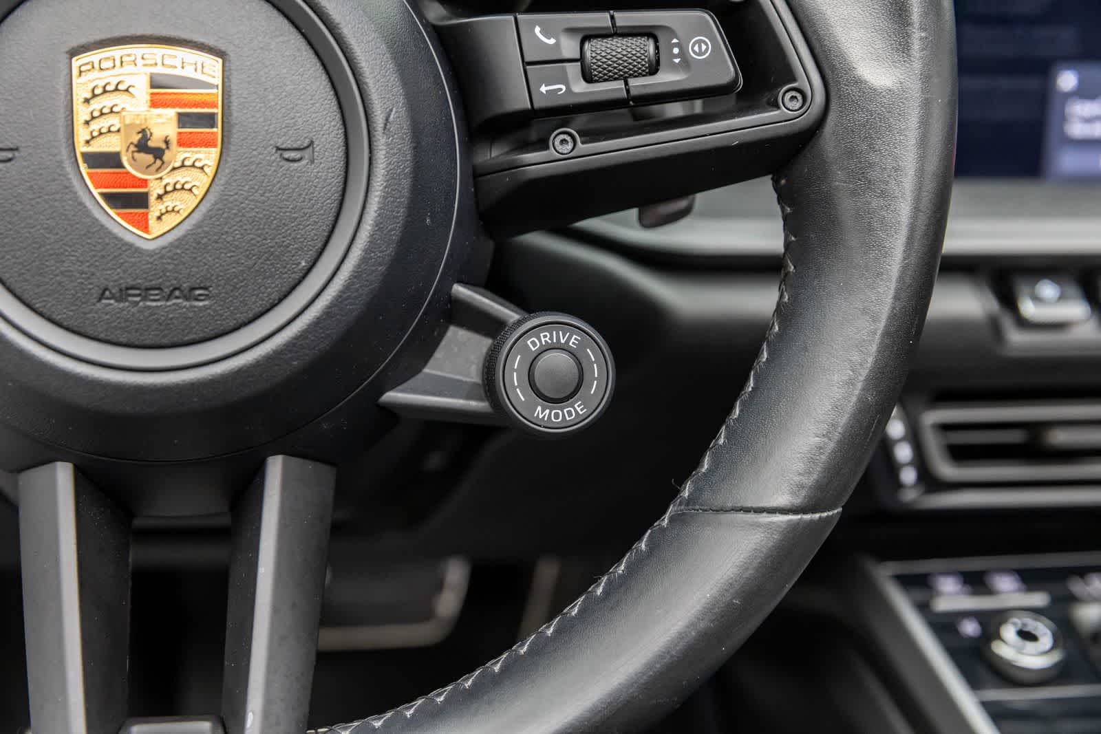 Thumbnail: 2020 Porsche 911 - 35