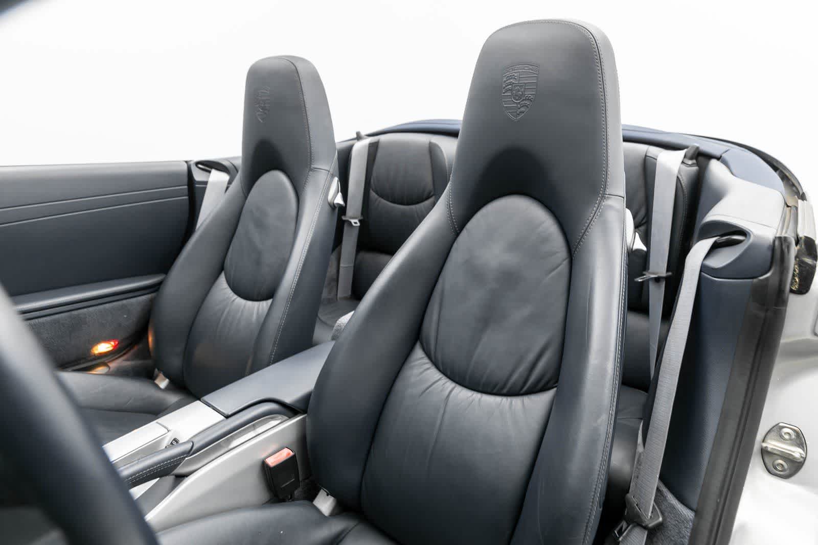 Thumbnail: 2007 Porsche 911 - 12