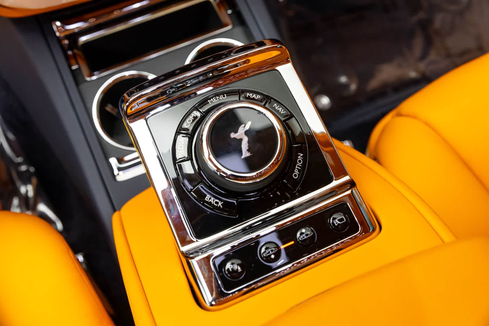 Thumbnail: 2023 Rolls-Royce Phantom - 28