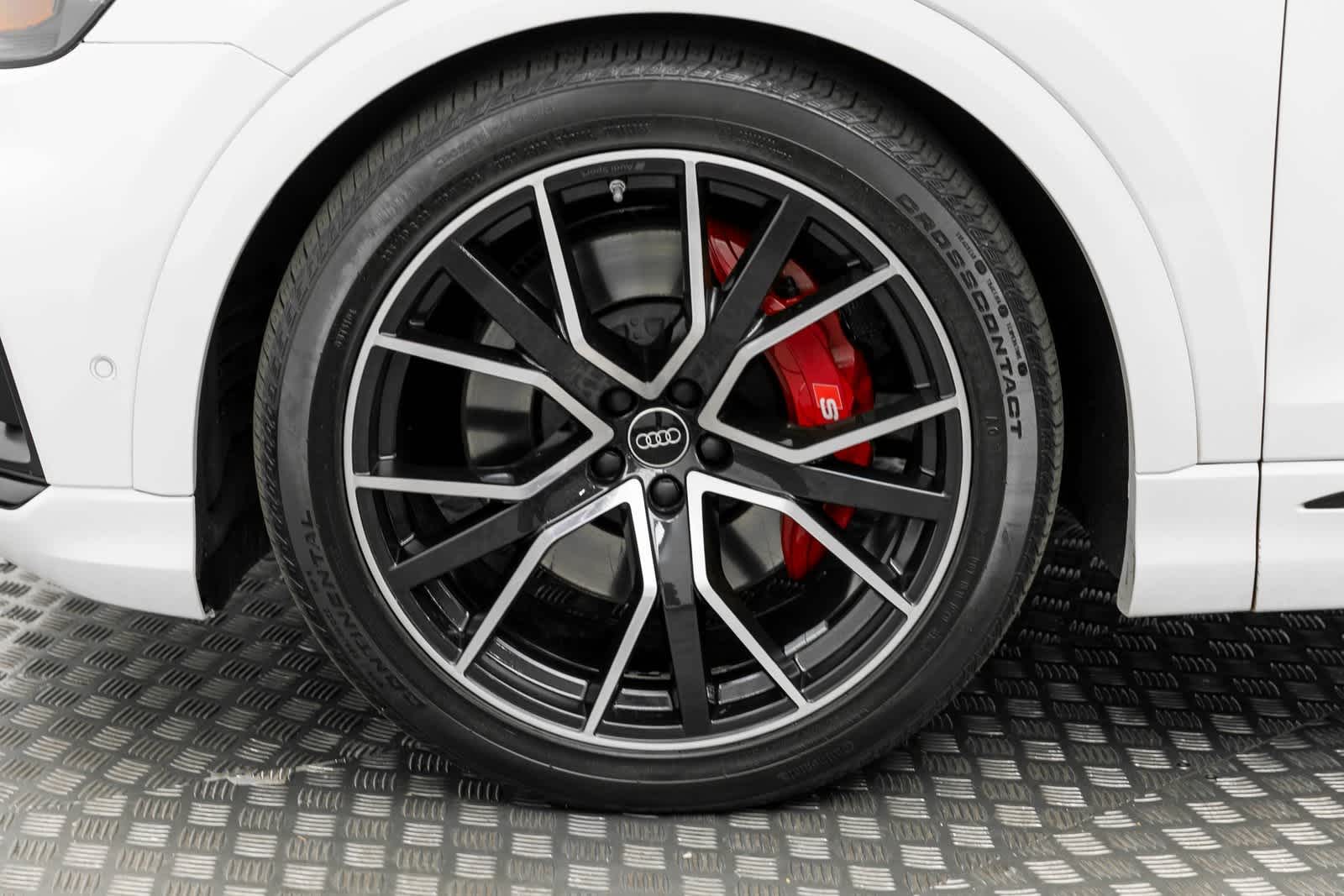 Thumbnail: 2023 Audi SQ8 - 50