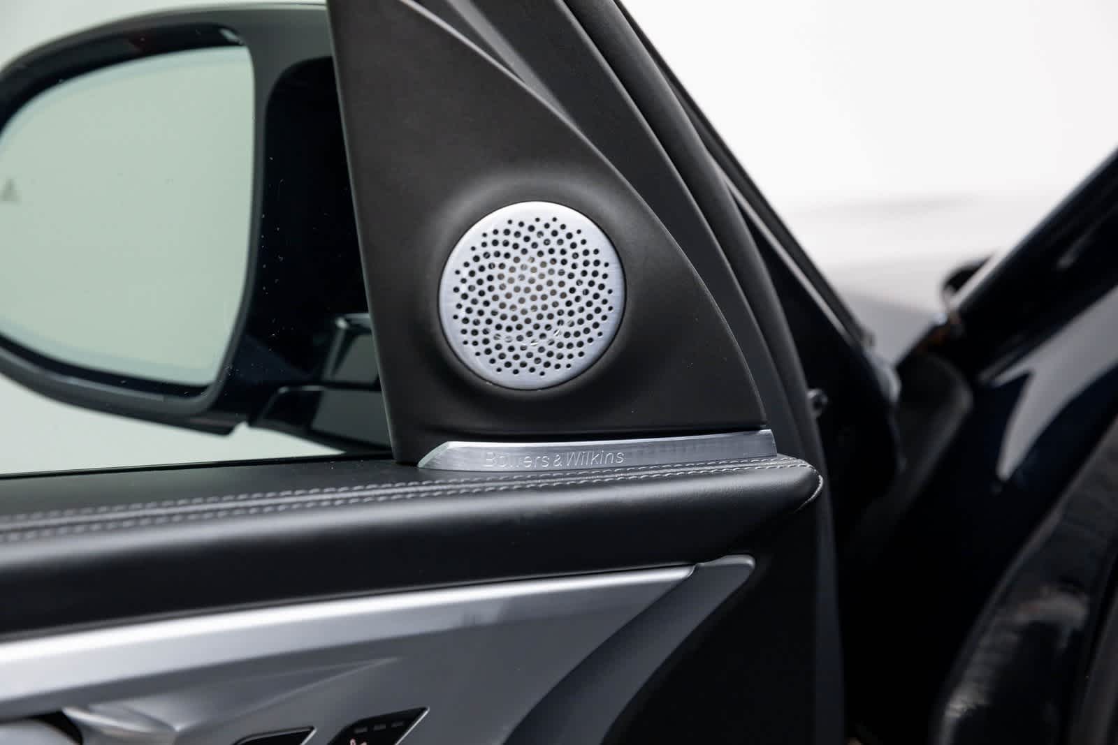 Thumbnail: 2024 BMW XM - 28